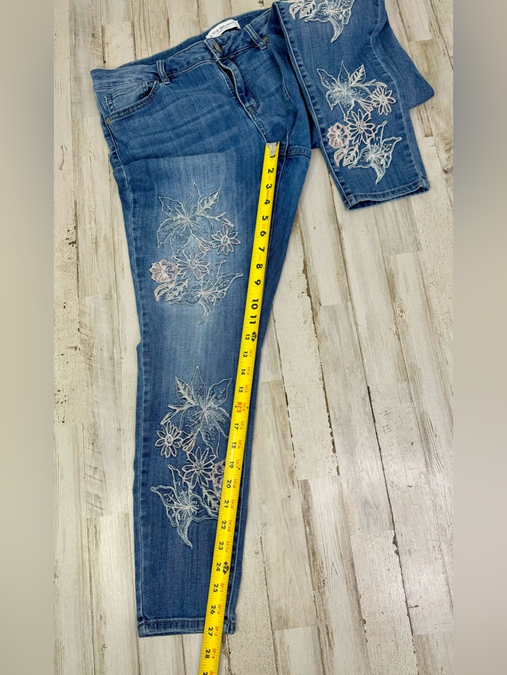 Lane Bryant Womens 14 Skinny Leg Jeans Blue Wash High Rise Flower Pattern - Picture 8 of 11